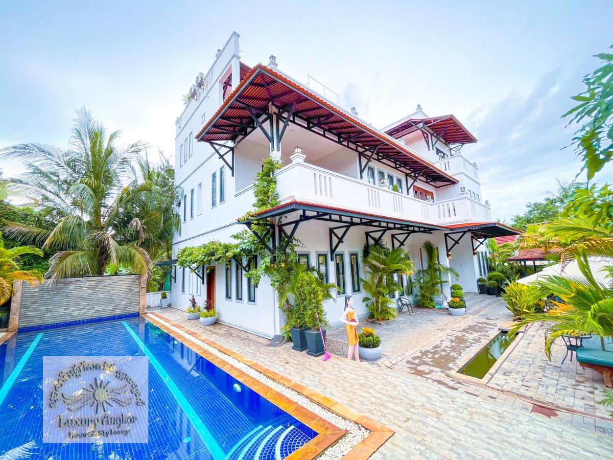 Luxury Angkor Resort & Sky Lounge Сием Реап Екстериор снимка