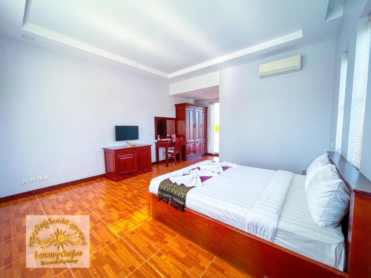 Luxury Angkor Resort & Sky Lounge Сием Реап Екстериор снимка
